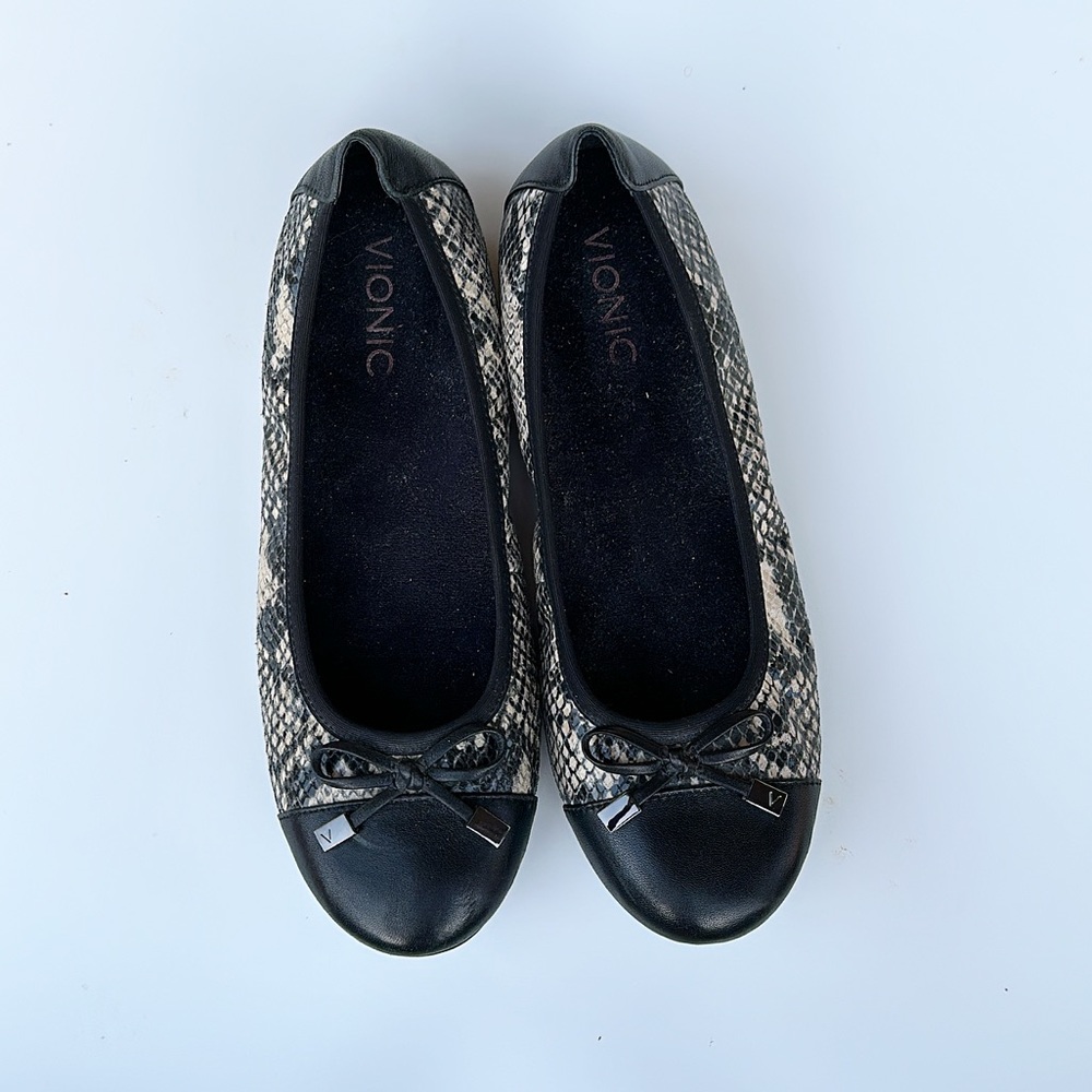 Vionic Spark Minna Flats Snake Python Bow Cap Toe… - image 2